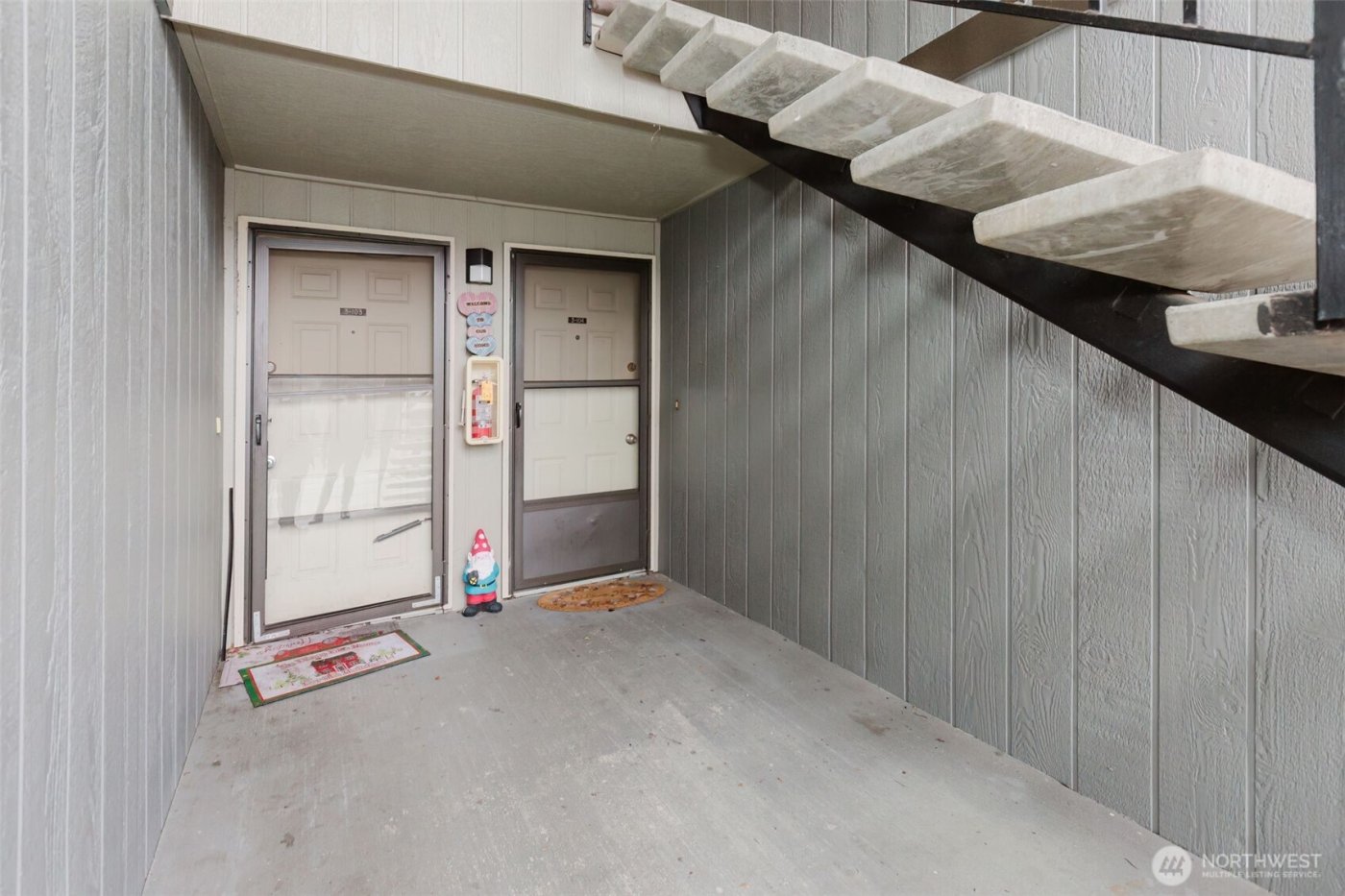 3570 Narrows View Lane #104, Bremerton, WA 98310