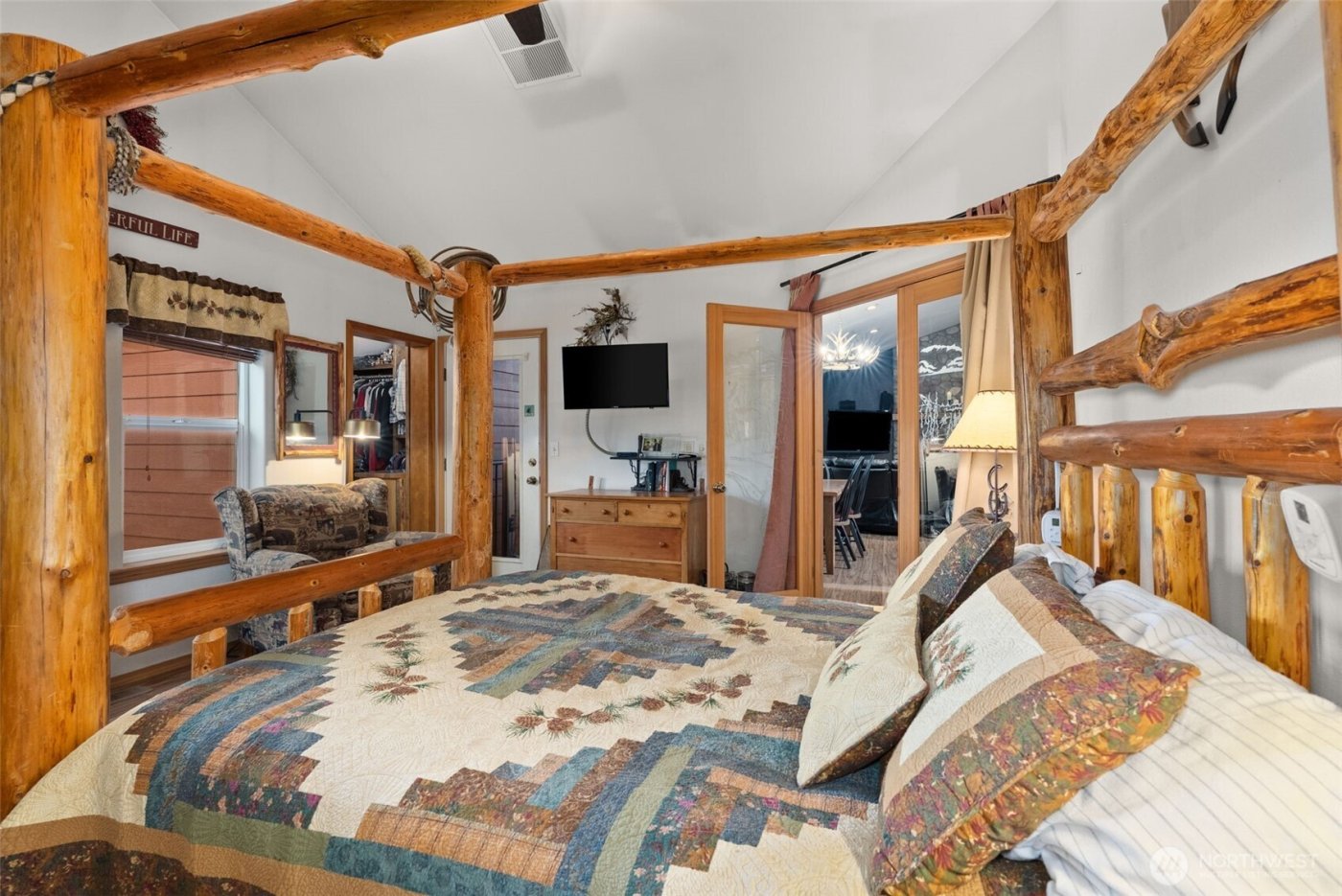 207 Ramsaur Road , Centralia, WA 98531