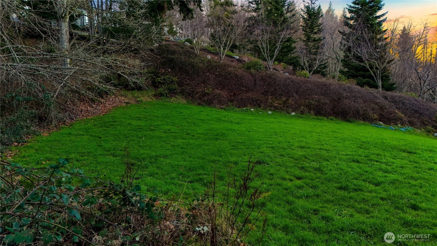 927 Grennan Place , Camano Island, WA 98282