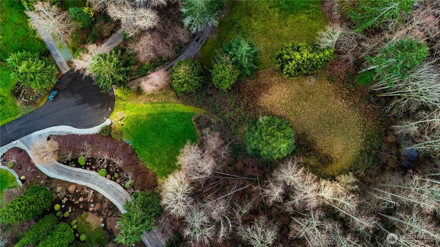 927 Grennan Place , Camano Island, WA 98282