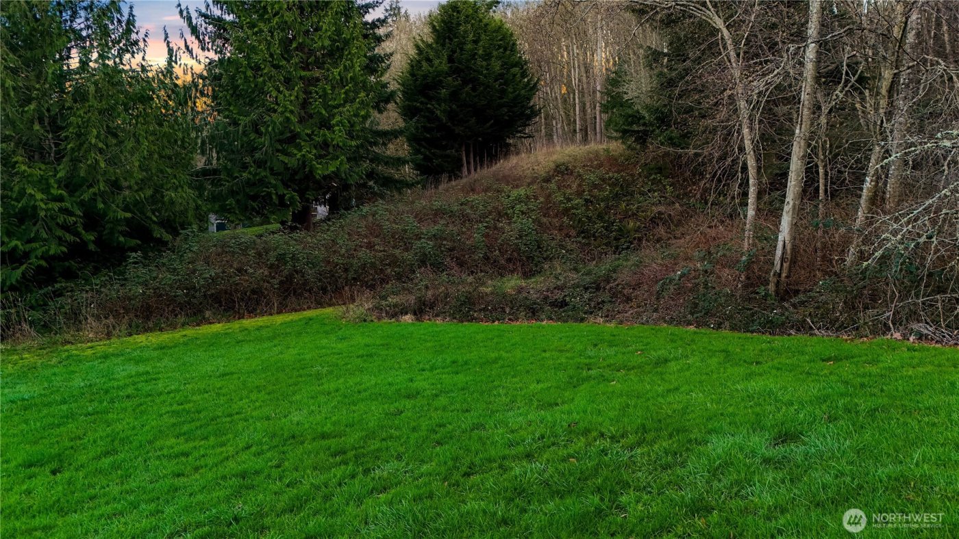 927 Grennan Place , Camano Island, WA 98282