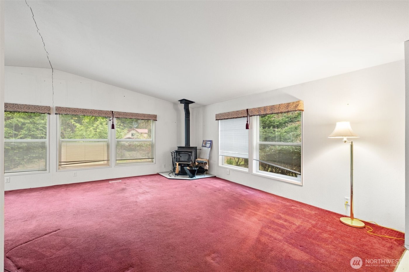 20481 Stephen Drive NE, Kingston, WA 98346