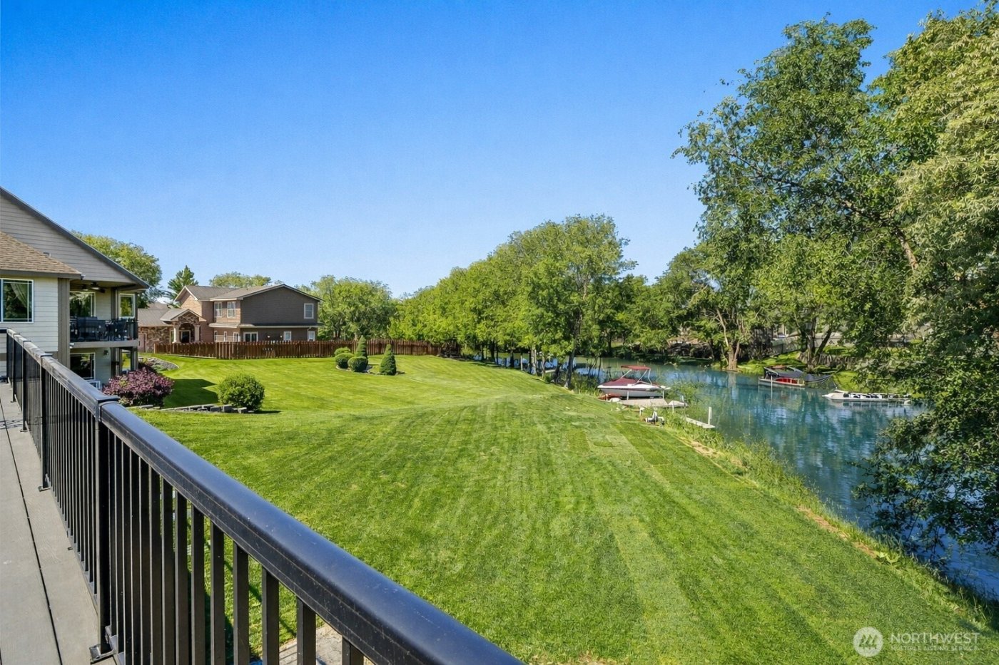 800 S Camas Place , Moses Lake, WA 98837