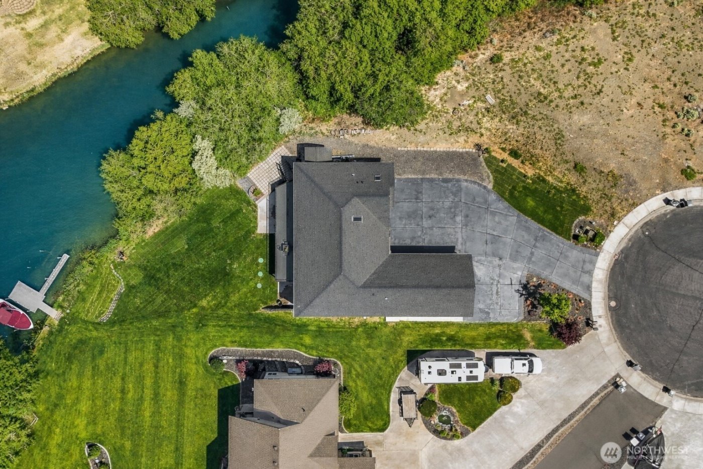 800 S Camas Place , Moses Lake, WA 98837