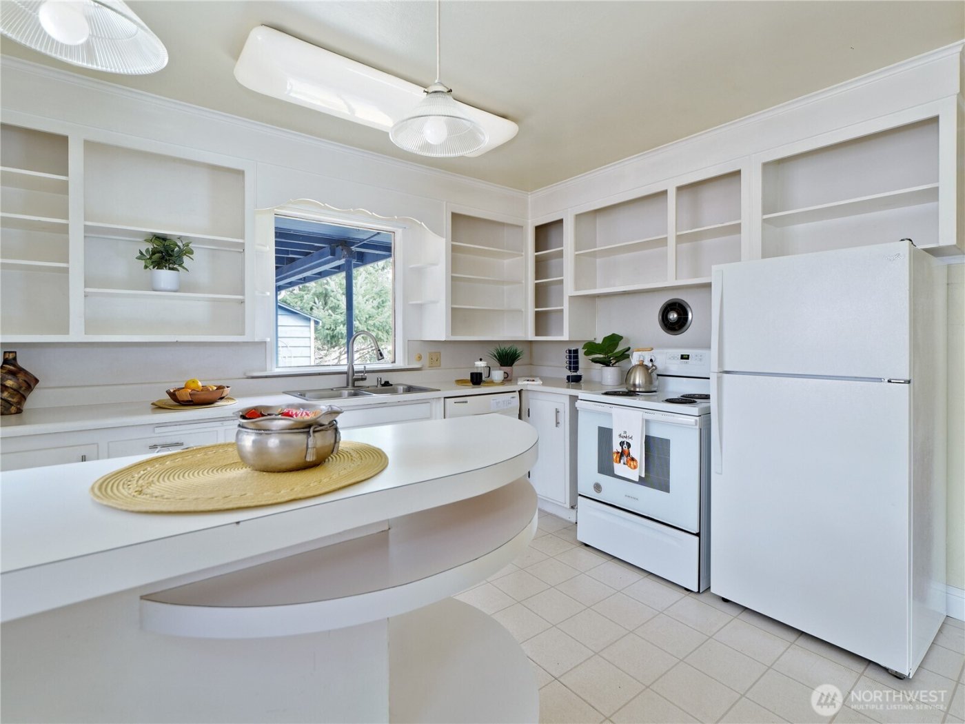 30 SE Bush Street , Issaquah, WA 98027