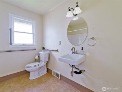 30 SE Bush Street , Issaquah, WA 98027 - Photo 13