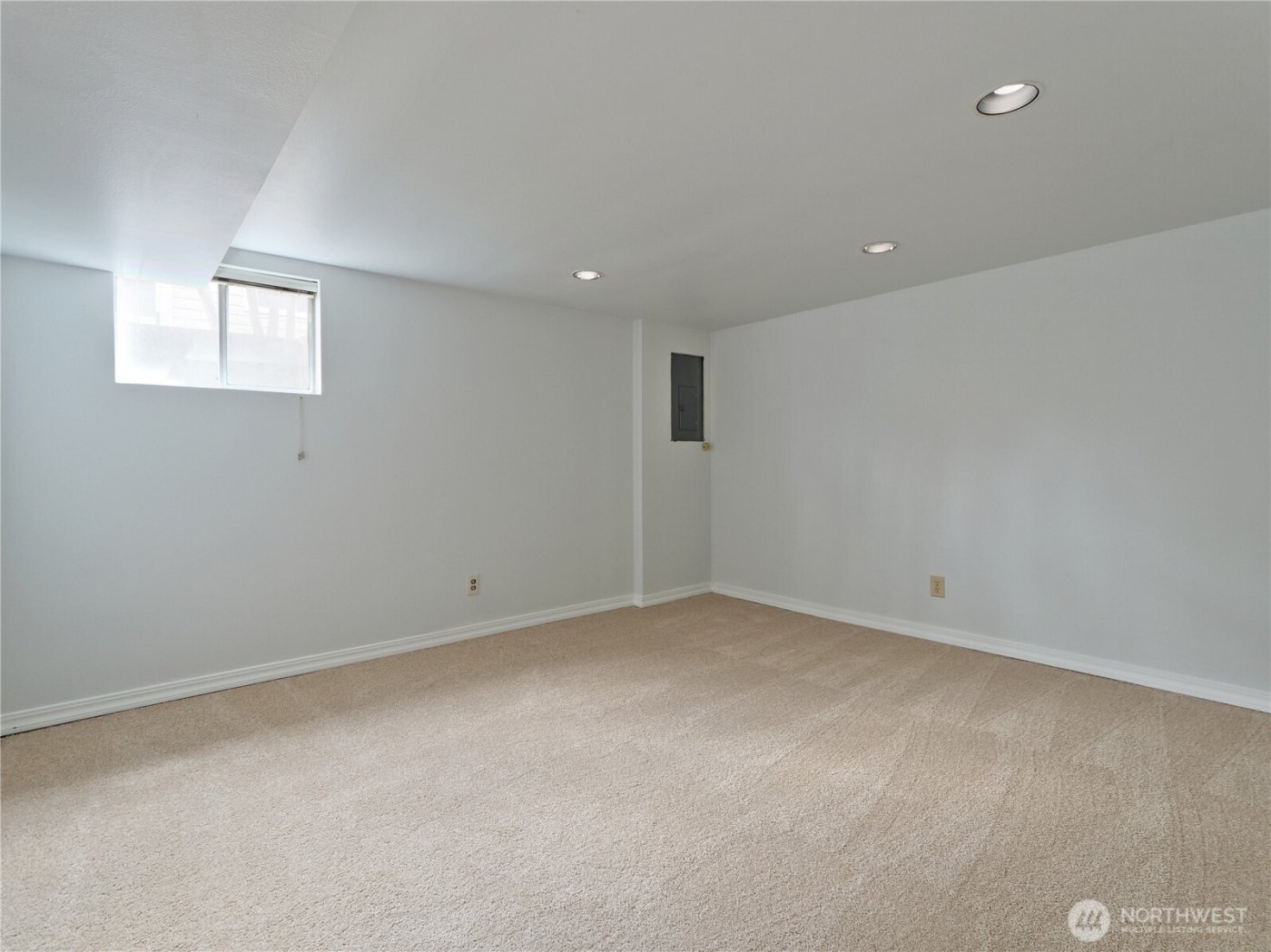 30 SE Bush Street , Issaquah, WA 98027