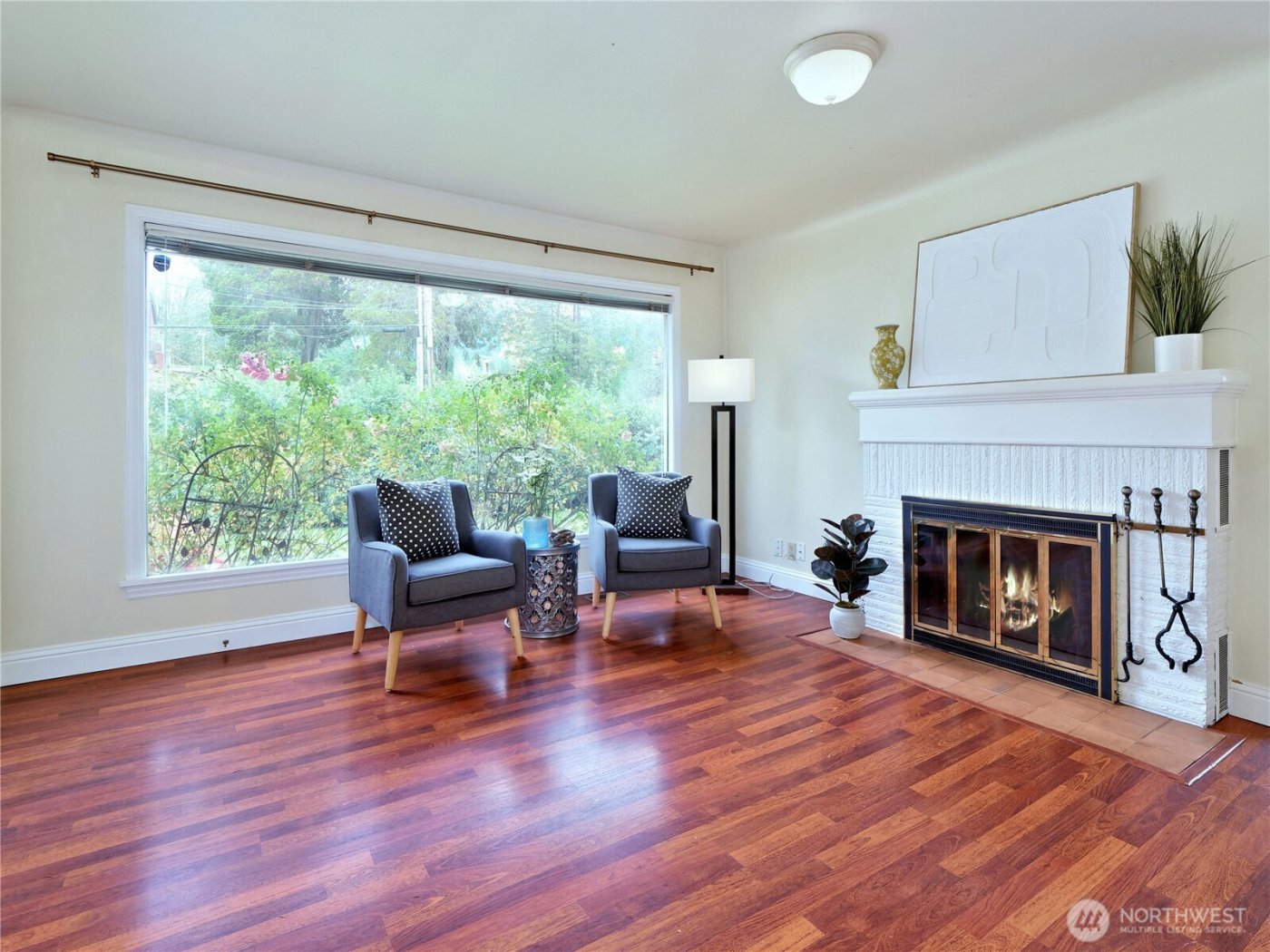 30 SE Bush Street , Issaquah, WA 98027