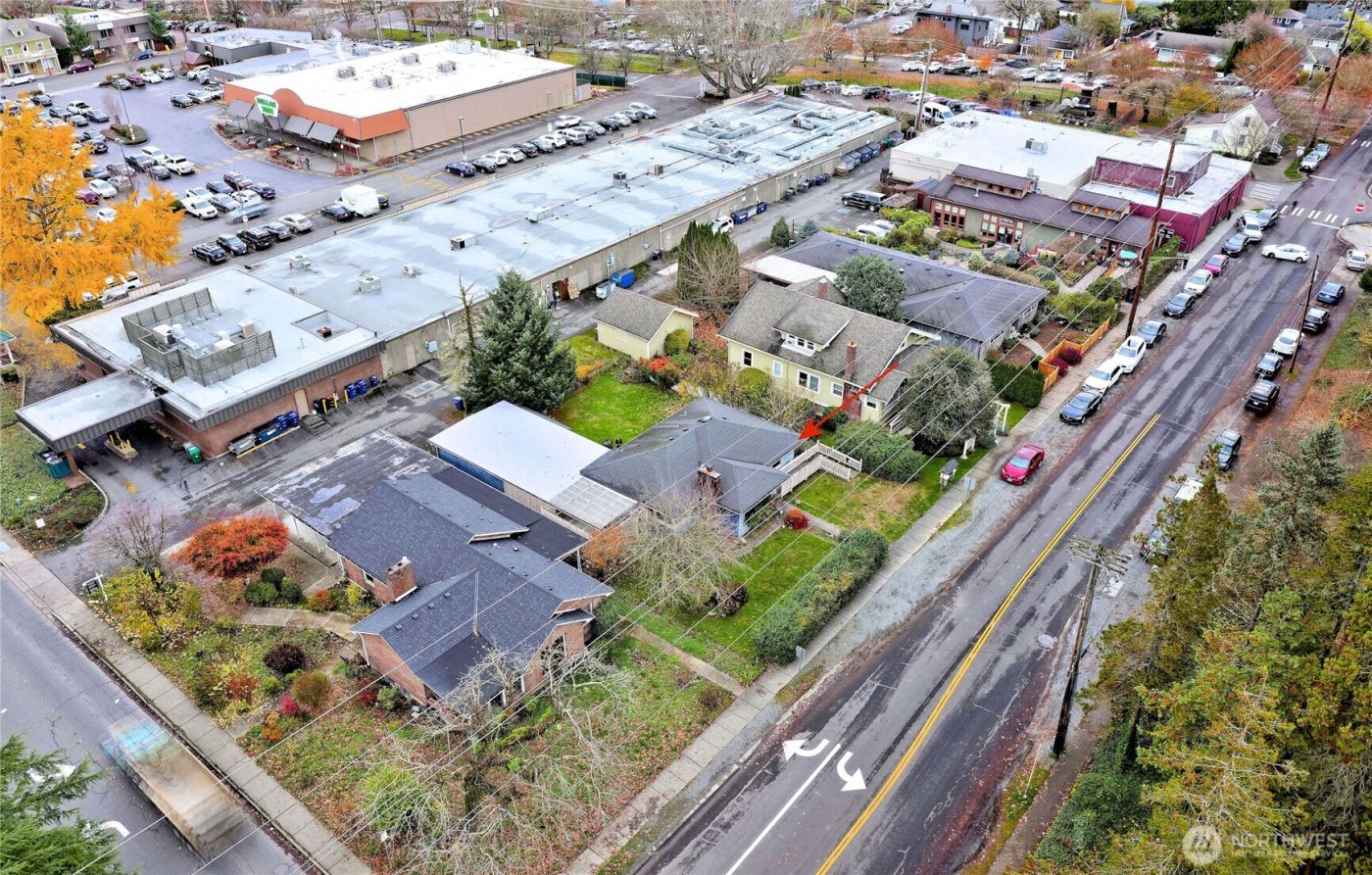30 SE Bush Street , Issaquah, WA 98027