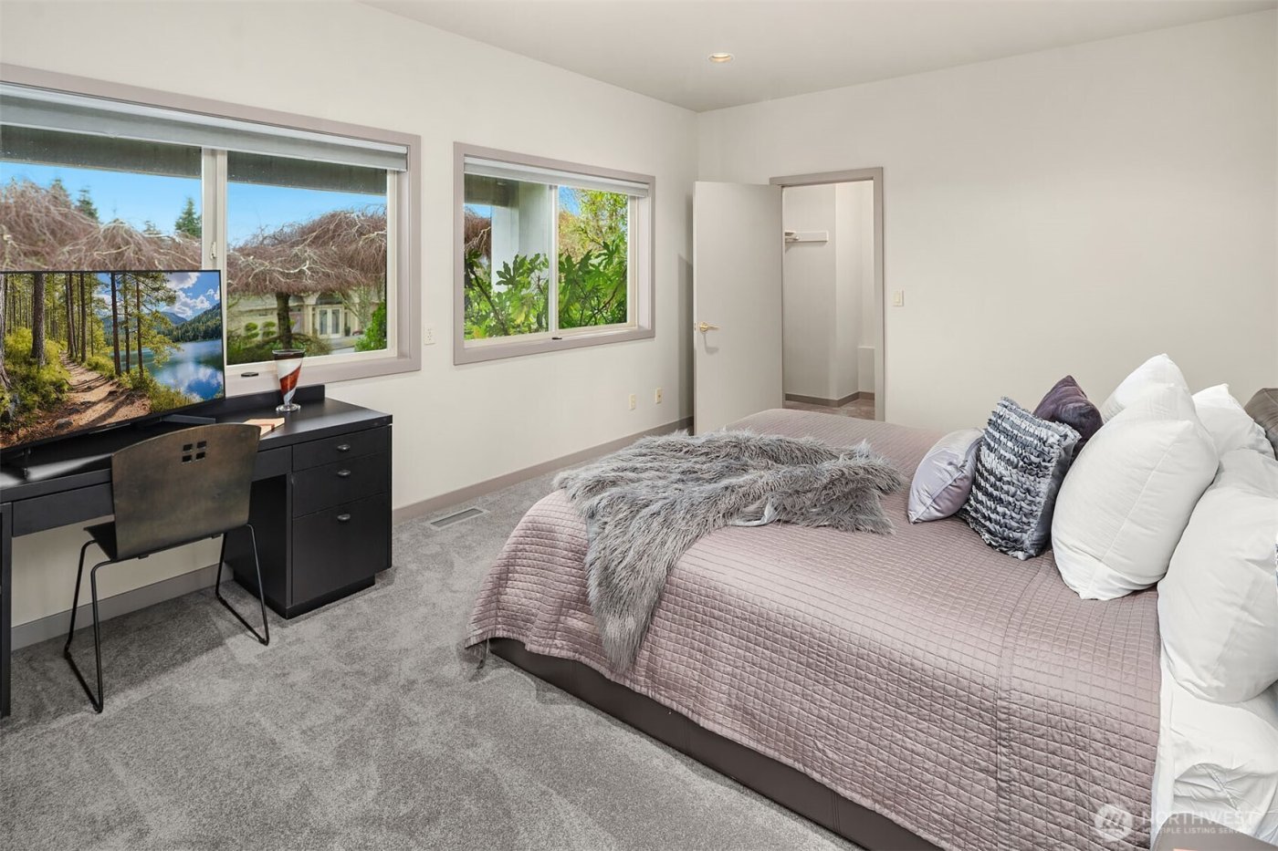 16812 SE 58th Place , Bellevue, WA 98006