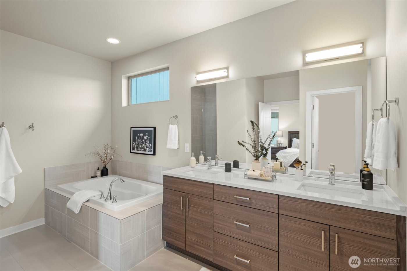 16343 Main View Lane NE, Duvall, WA 98019