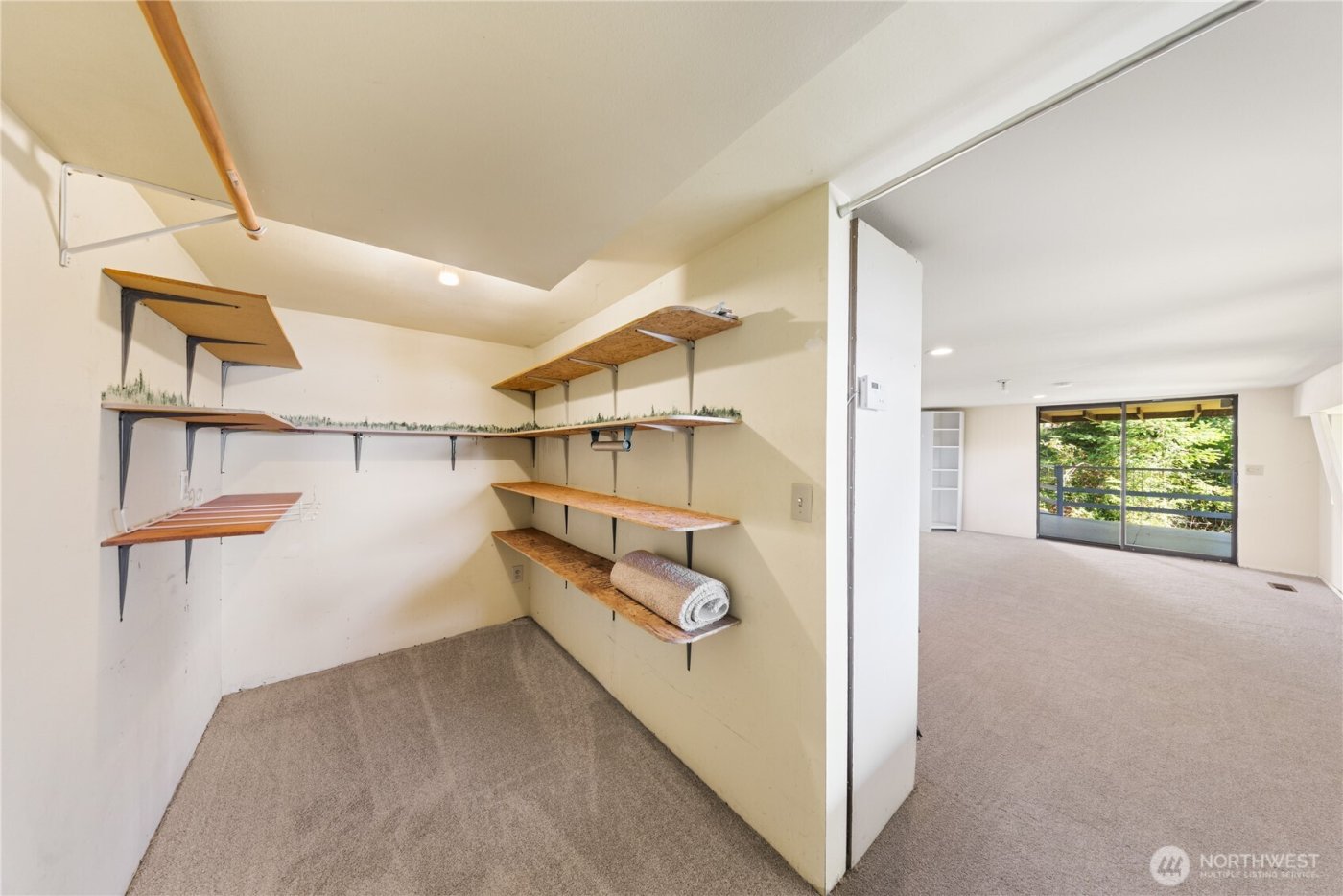 7541 Holiday Boulevard , Anacortes, WA 98221