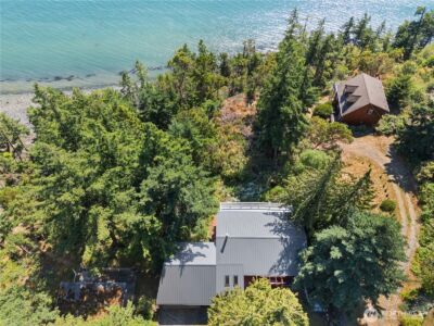 7541 Holiday Boulevard , Anacortes, WA 98221 - Photo 3
