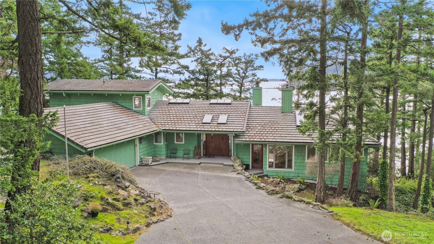 736 Tillamuk Drive , La Conner, WA 98257