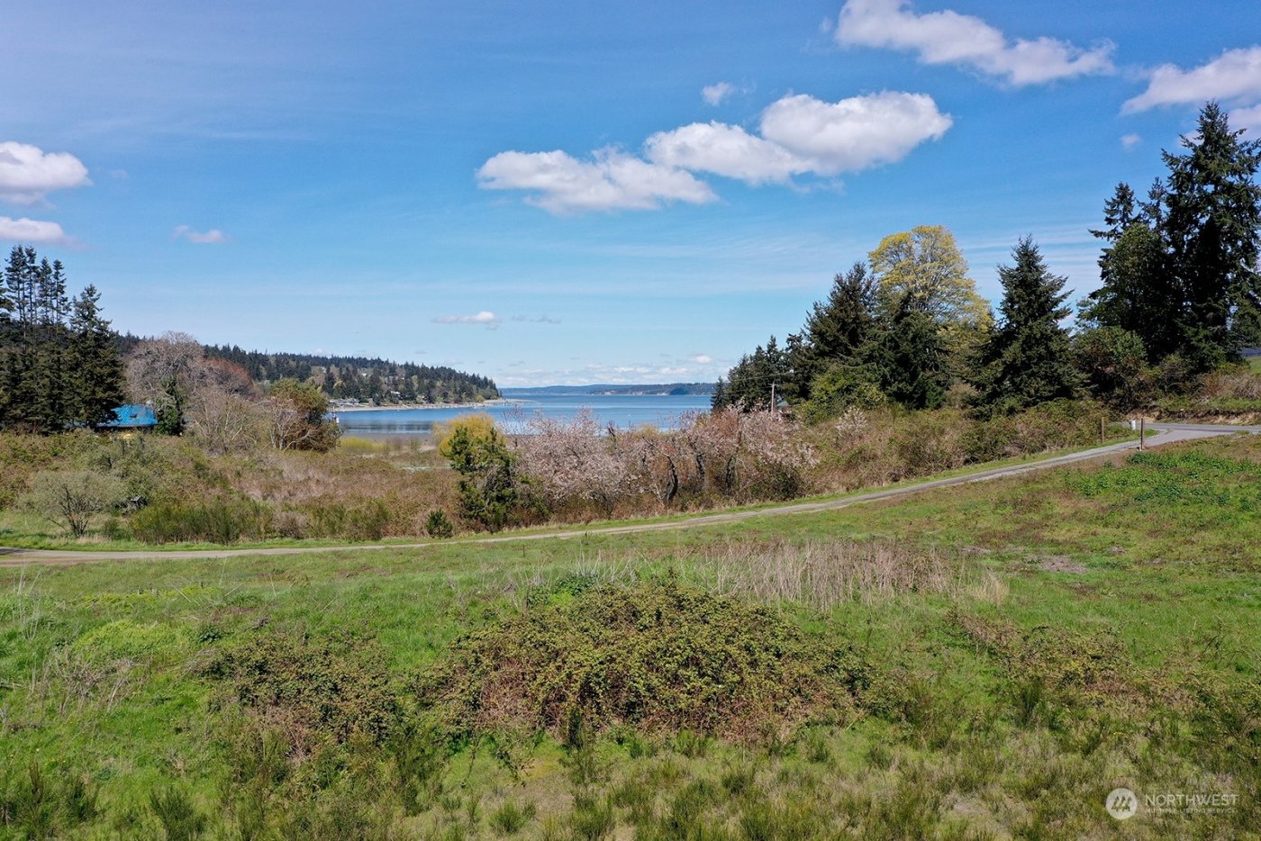 5493 Woodard Avenue , Freeland, WA 98249