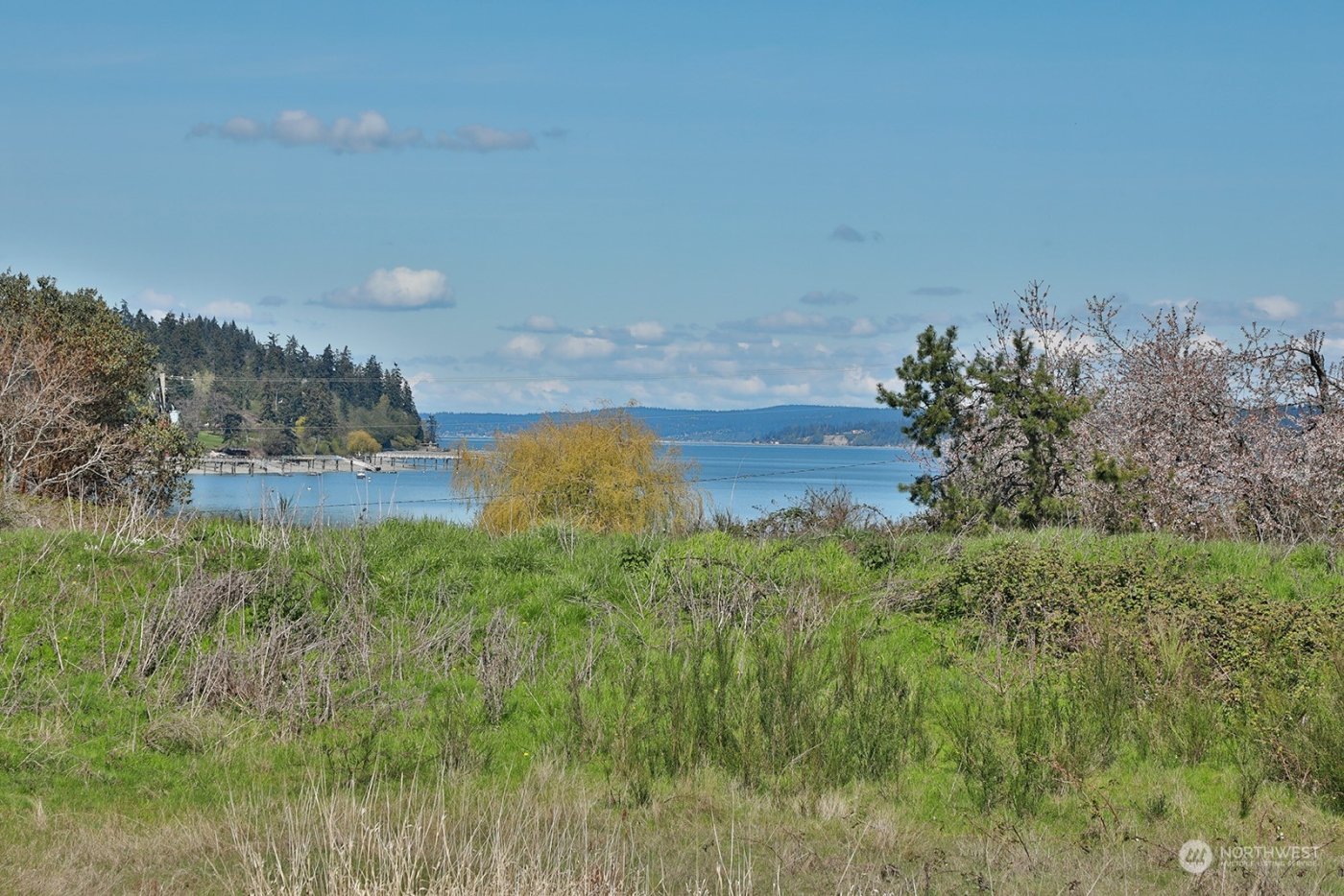 5493 Woodard Avenue , Freeland, WA 98249