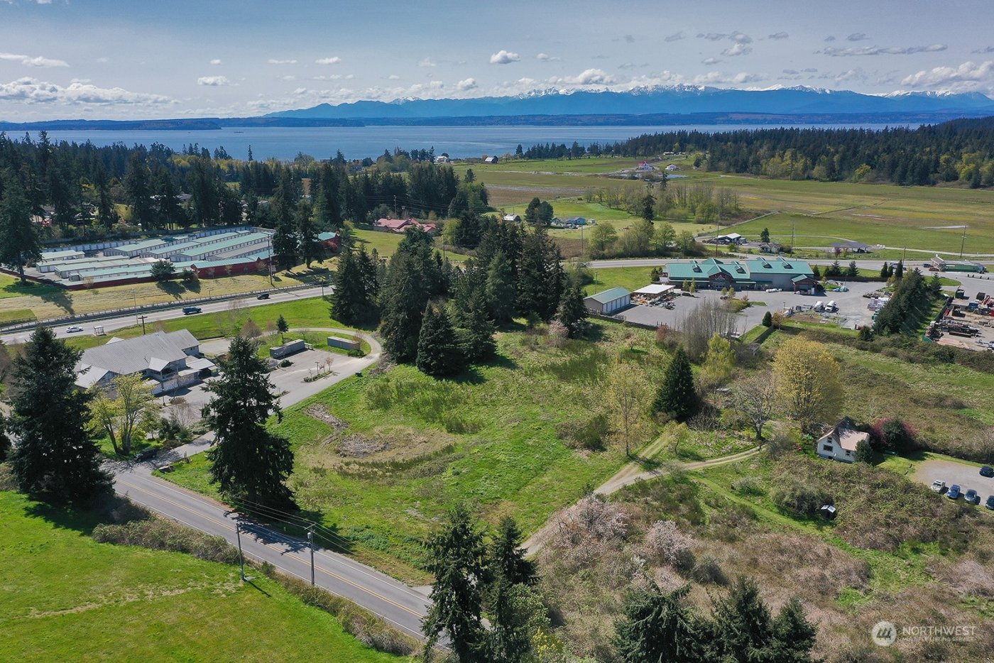 5493 Woodard Avenue , Freeland, WA 98249