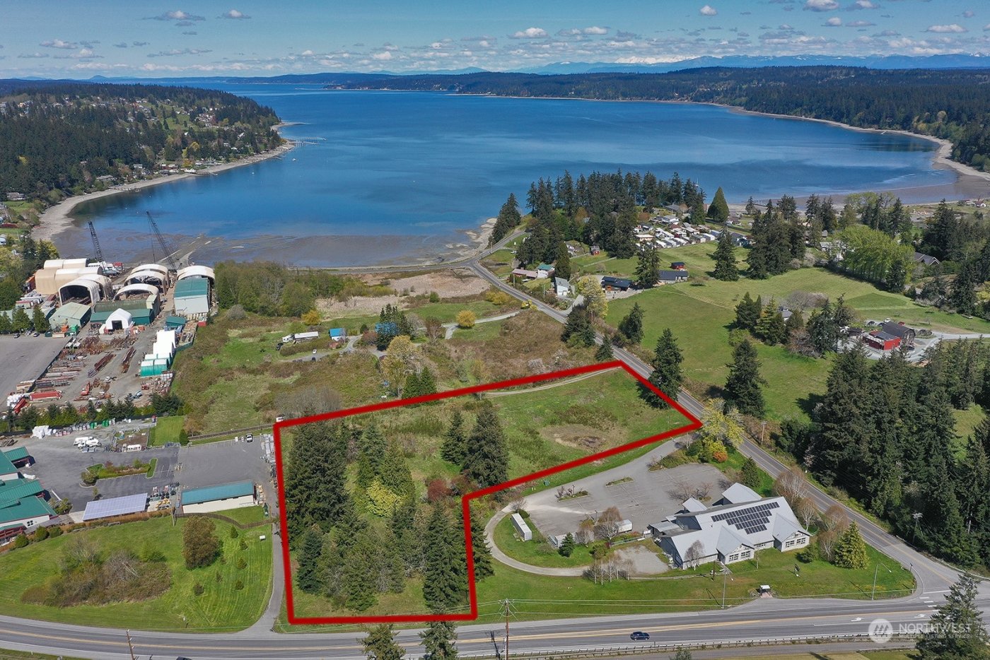 5493 Woodard Avenue , Freeland, WA 98249