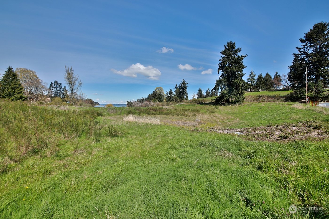 5493 Woodard Avenue , Freeland, WA 98249