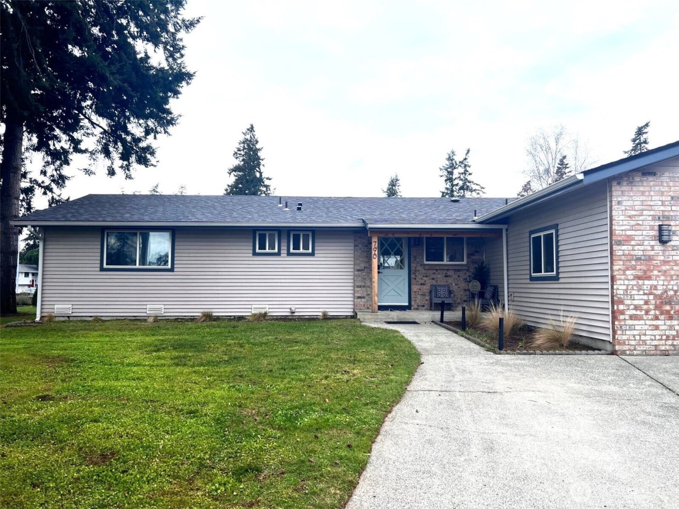 790 NW Dory Drive , Oak Harbor, WA 98277