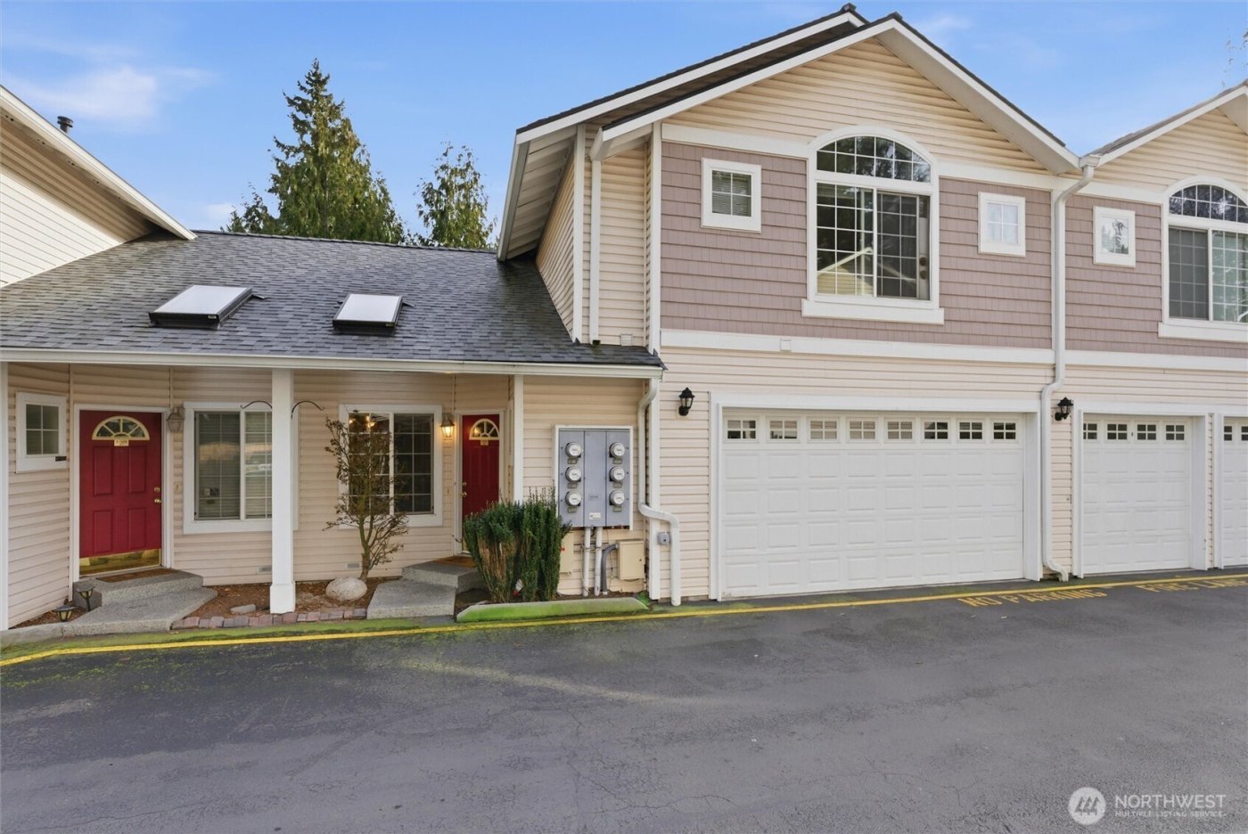 5705 200th Street SW #D, Lynnwood, WA 98036