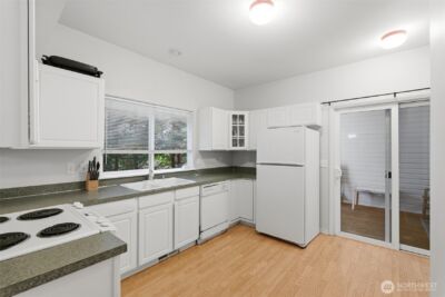 5705 200th Street SW #D, Lynnwood, WA 98036 - Photo 10