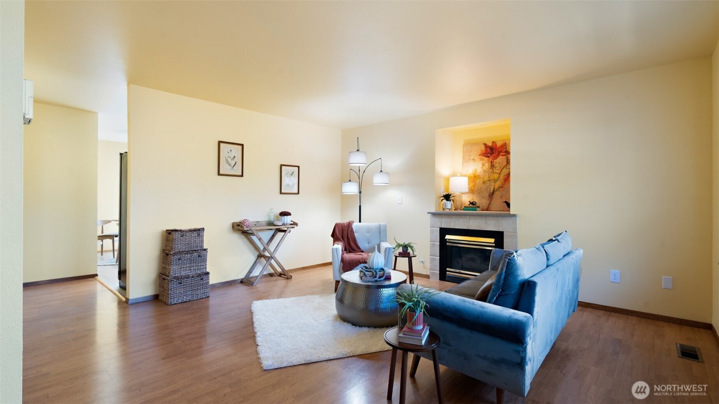 124 W Lippert Drive , Port Orchard, WA 98366