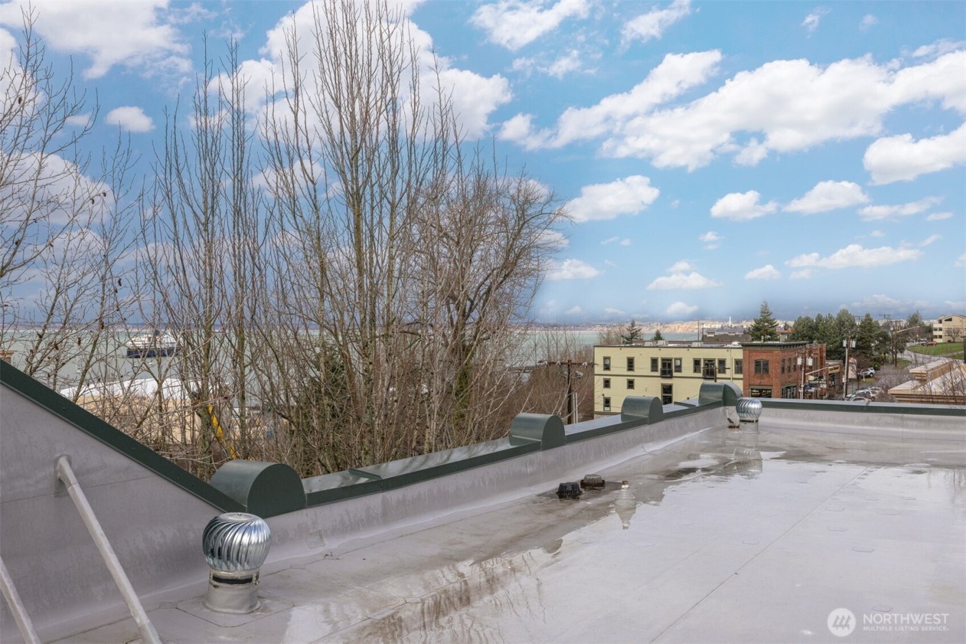 1201 11th Street #303, Bellingham, WA 98225