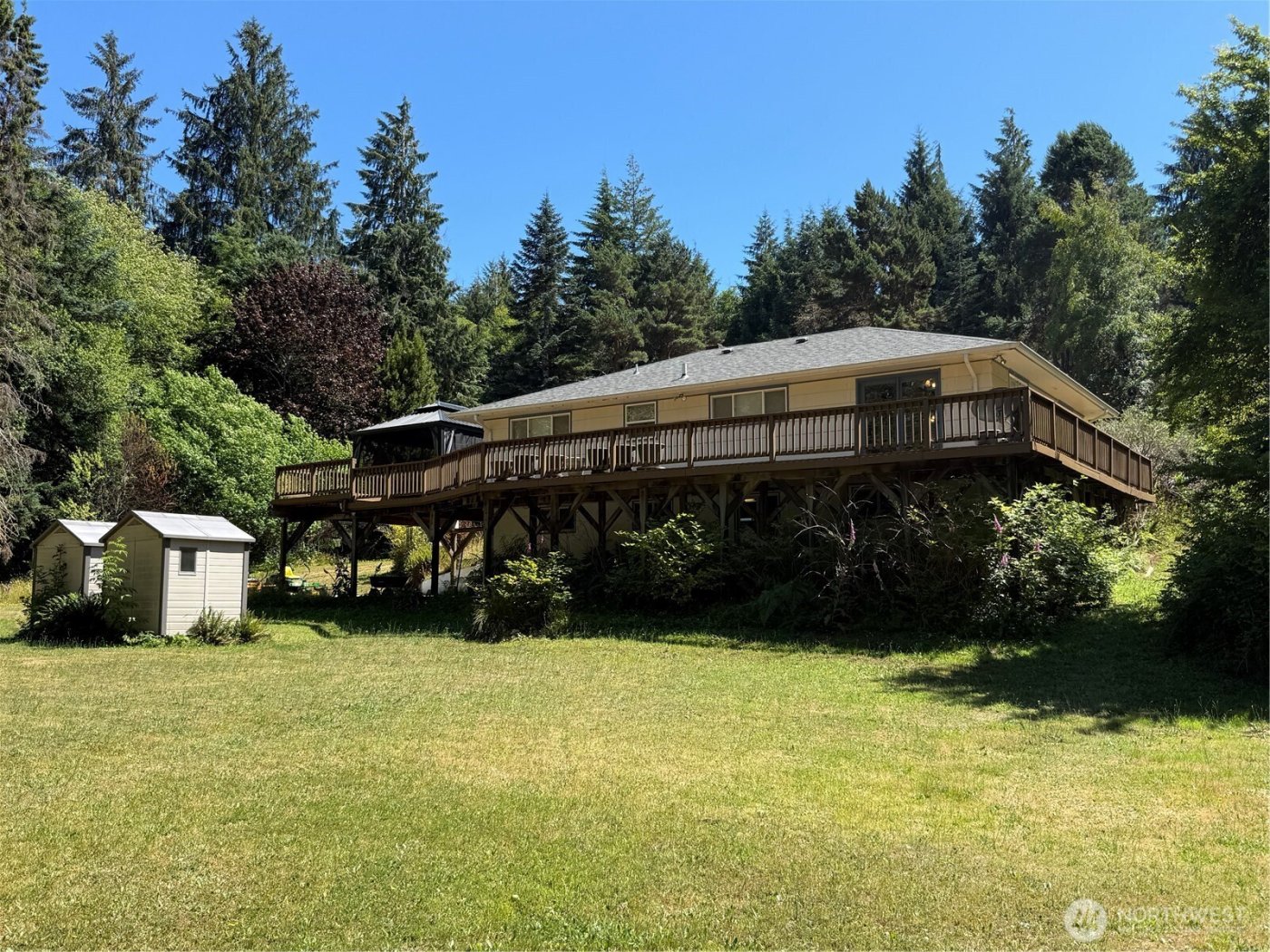 1329 State Route 4 , Naselle, WA 98638