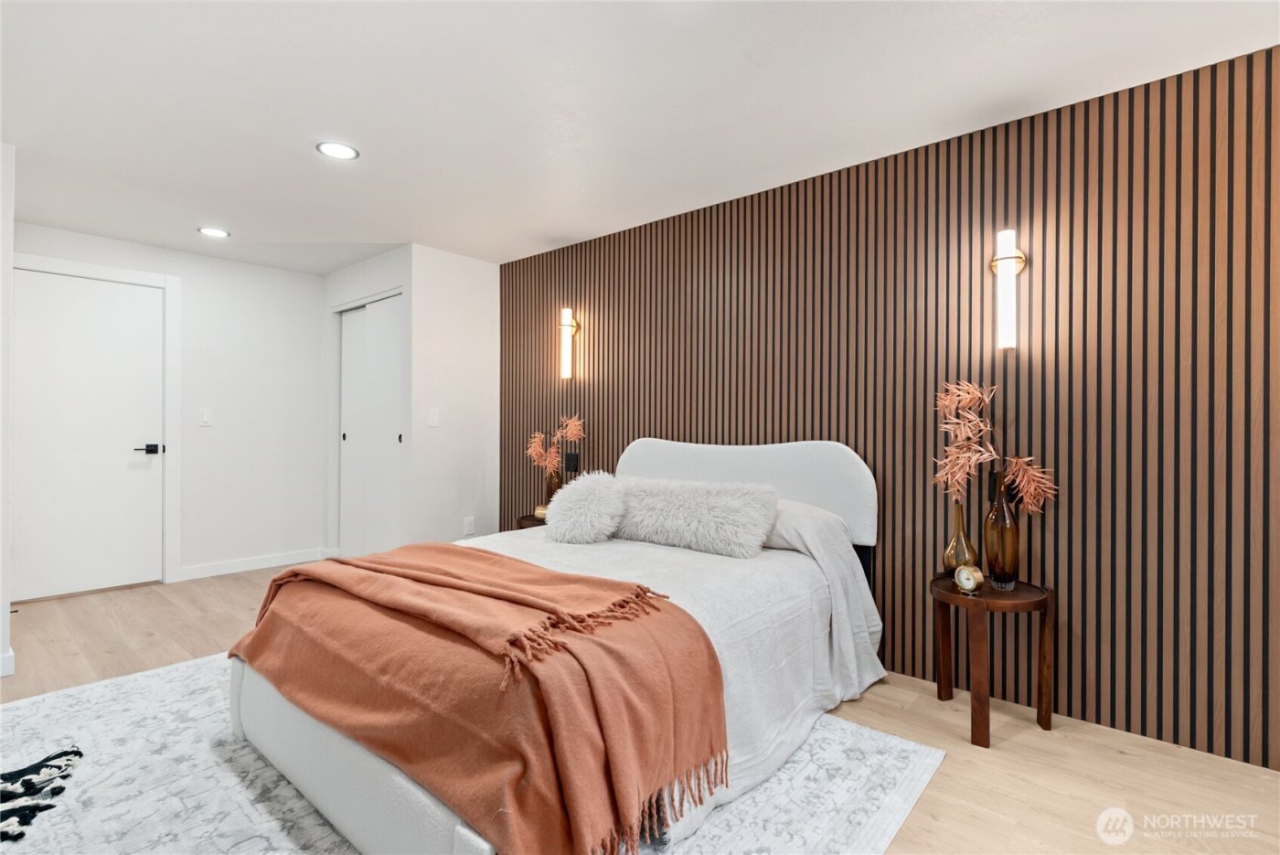 155 S 330th Street #D, Federal Way, WA 98003