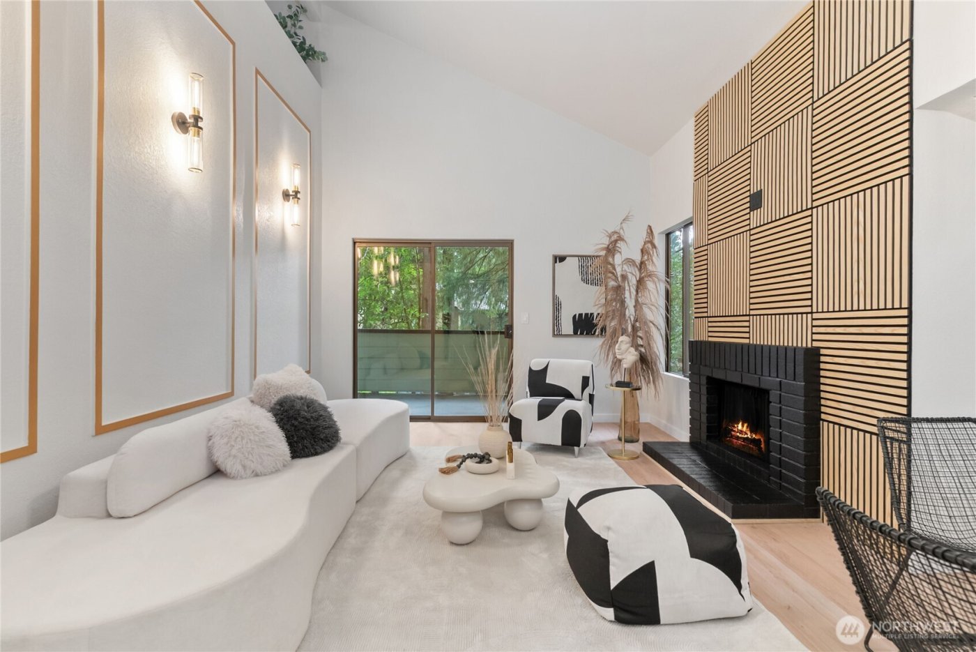 155 S 330th Street #D, Federal Way, WA 98003