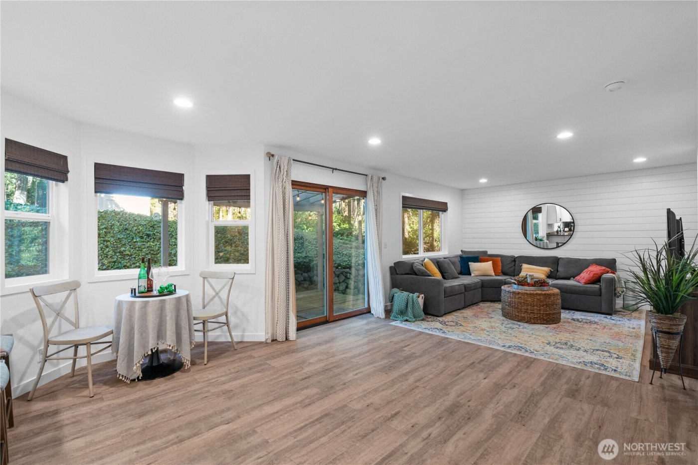 5951 NW Newberry Hill Road , Silverdale, WA 98383