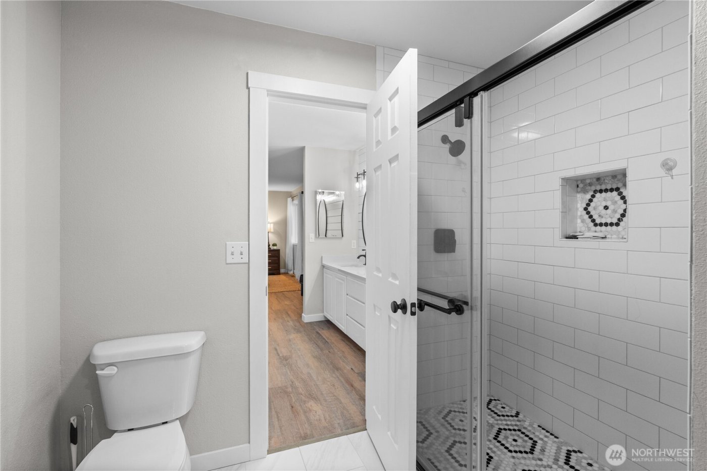 5951 NW Newberry Hill Road , Silverdale, WA 98383