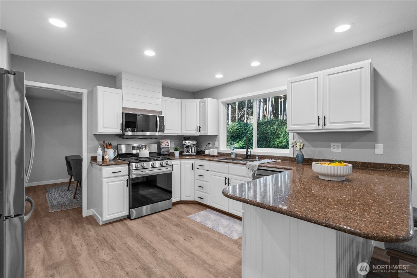 5951 NW Newberry Hill Road , Silverdale, WA 98383