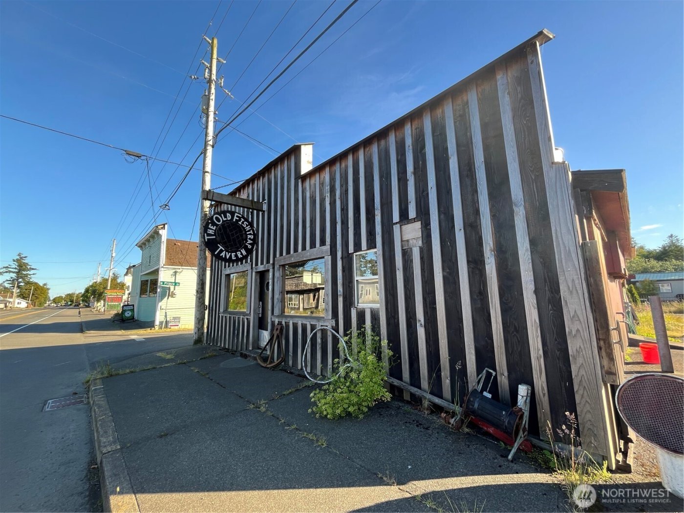 779 State Route 101 , Chinook, WA 98614