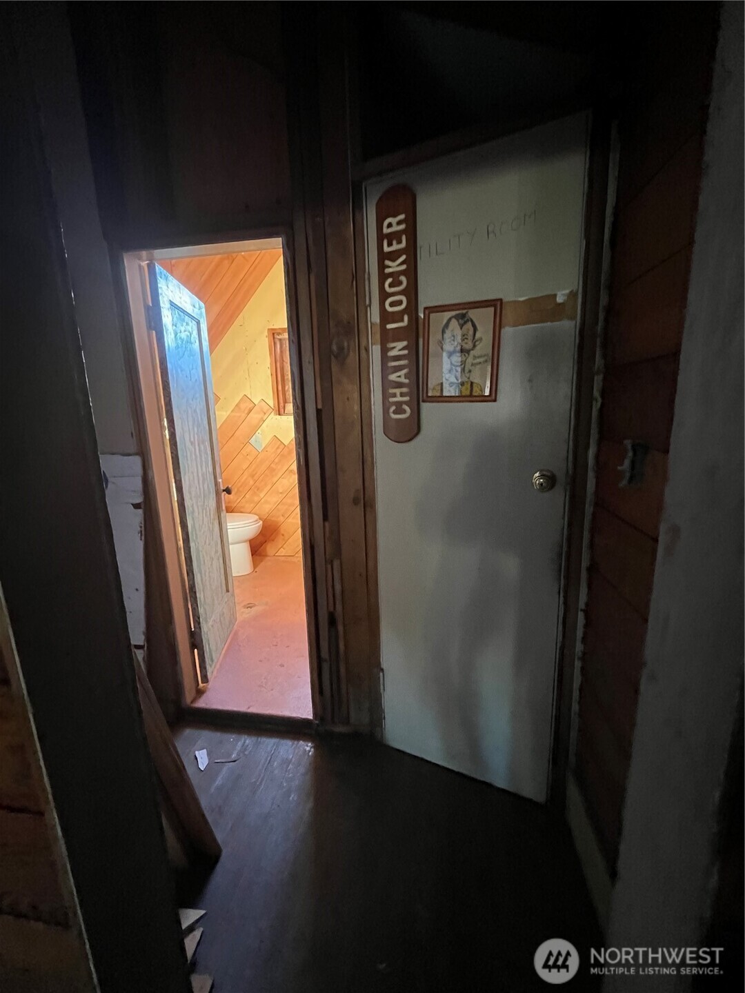 779 State Route 101 , Chinook, WA 98614