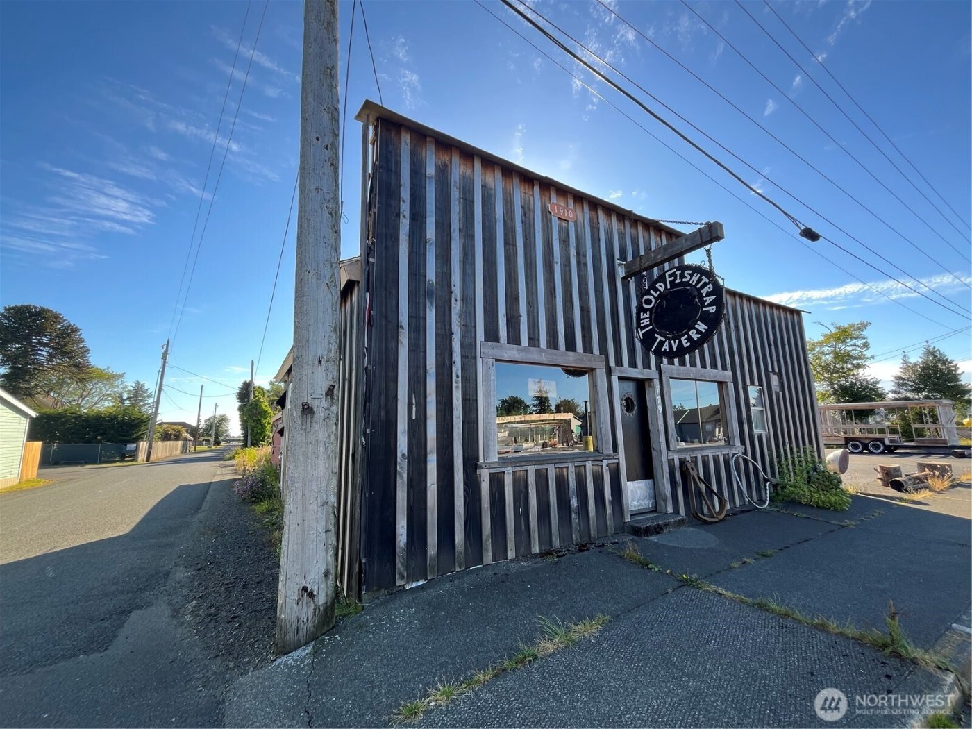 779 State Route 101 , Chinook, WA 98614