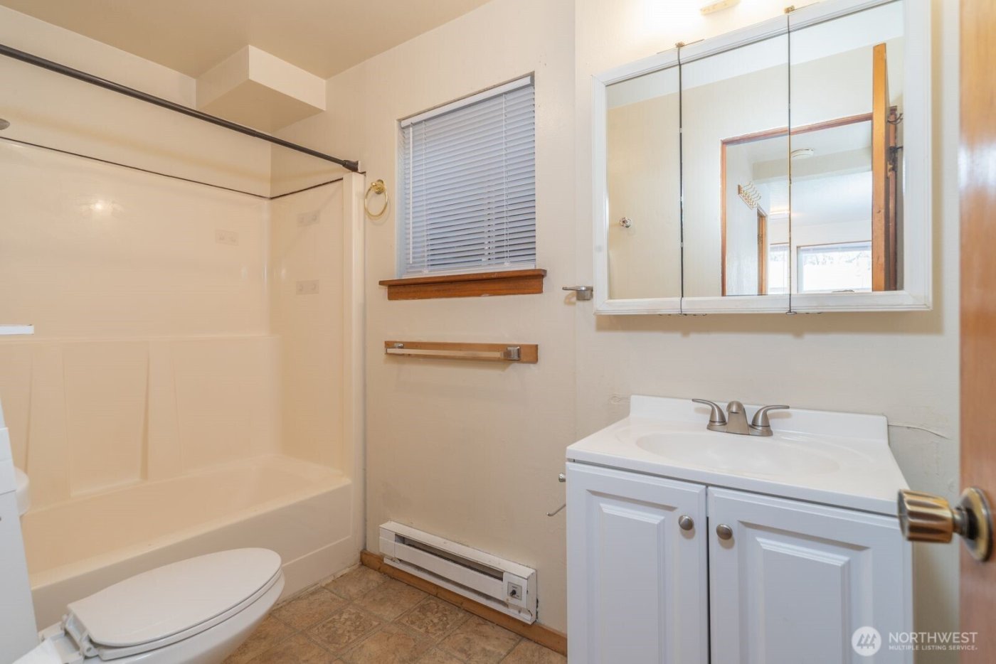 2018 11th Street , Bremerton, WA 98337