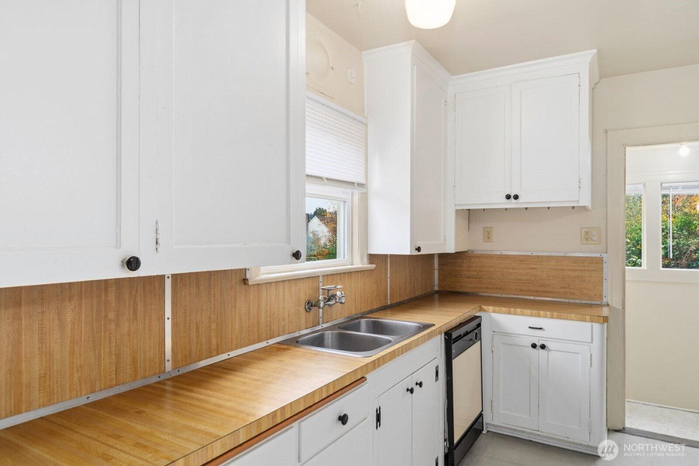 2018 11th Street , Bremerton, WA 98337