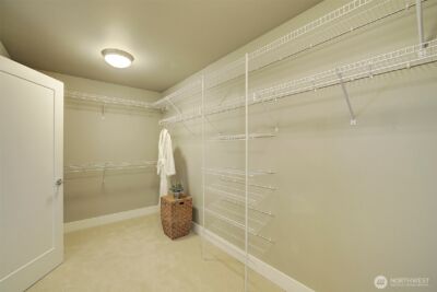 10010 Densmore Avenue N, Seattle, WA 98133 - Photo 25