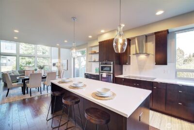 10010 Densmore Avenue N, Seattle, WA 98133 - Photo 9