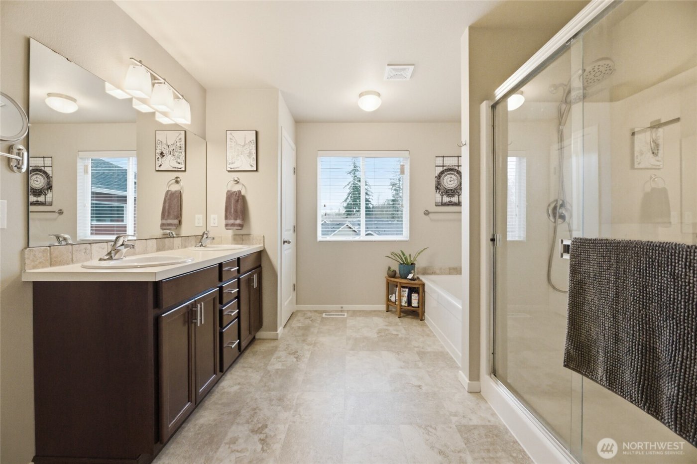 7828 161st Street E, Puyallup, WA 98375