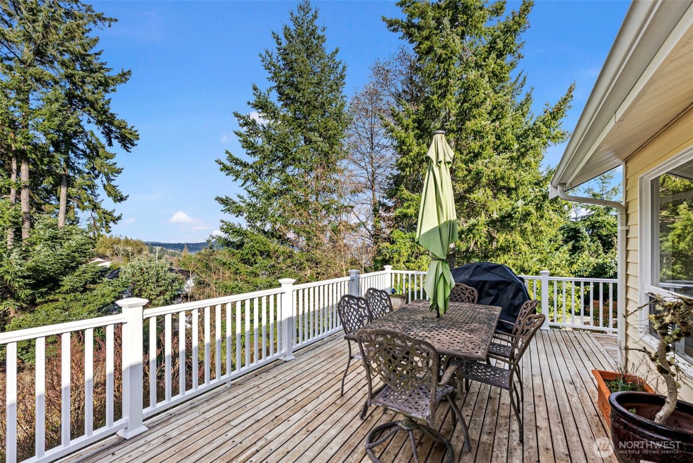 7331 E Center Street , Port Orchard, WA 98366