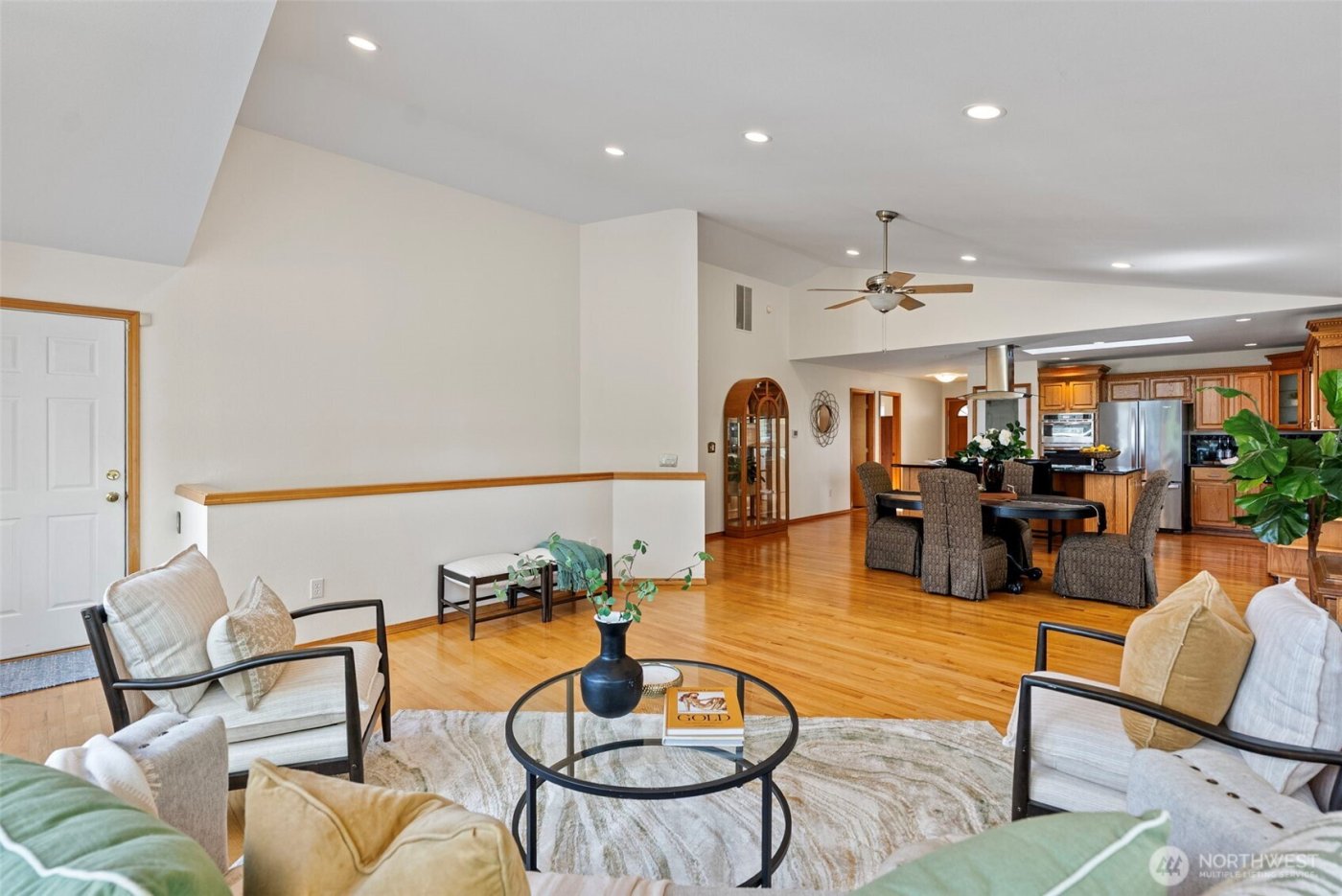 7331 E Center Street , Port Orchard, WA 98366