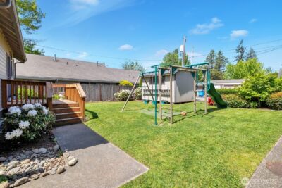250 SE Andrews Street , Issaquah, WA 98027 - Photo 14