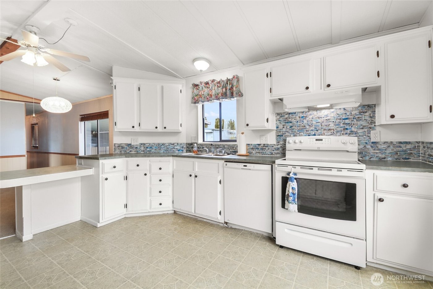 16600 25th Avenue NE #109, Marysville, WA 98271-4708