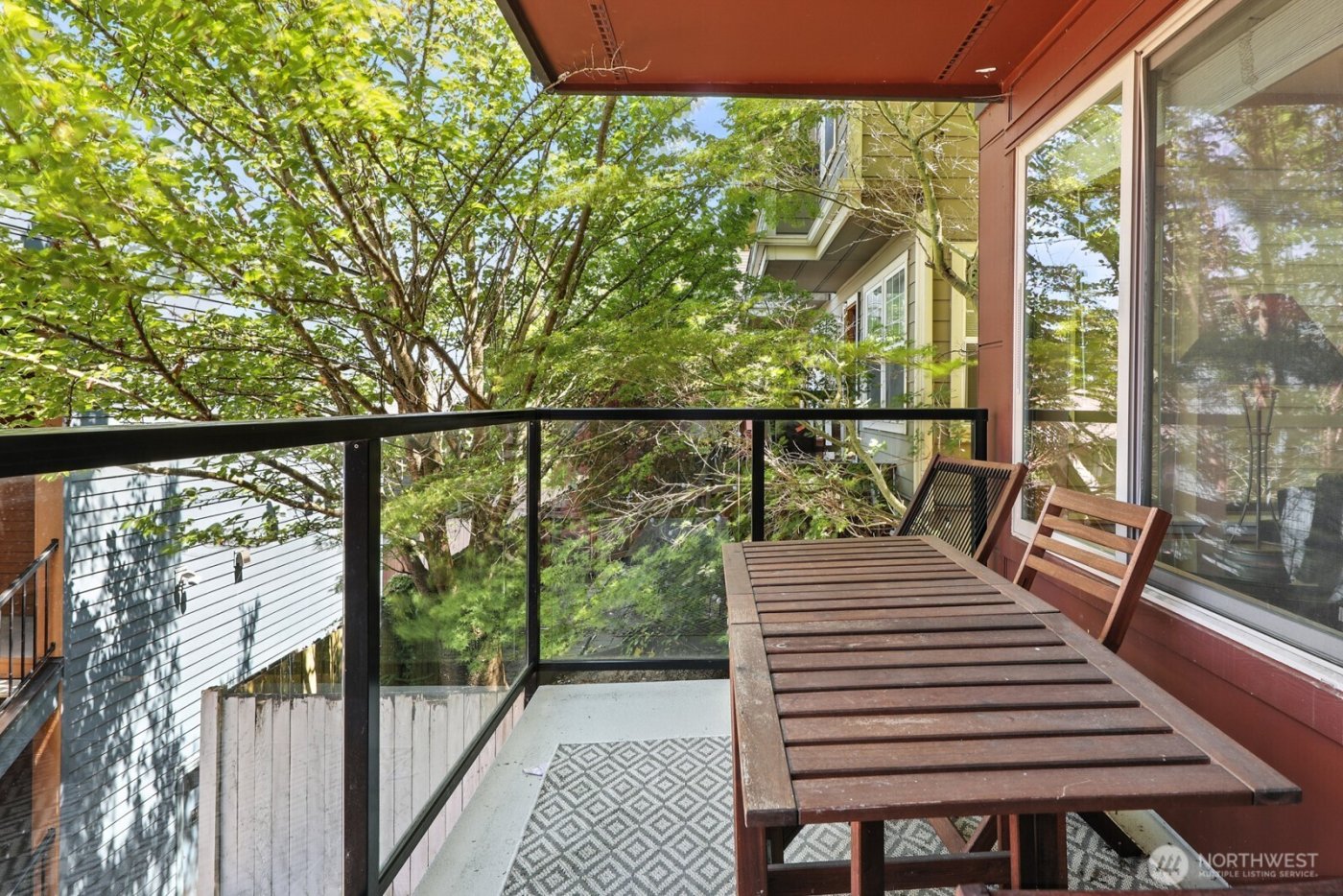 29 Etruria Street #B405, Seattle, WA 98109