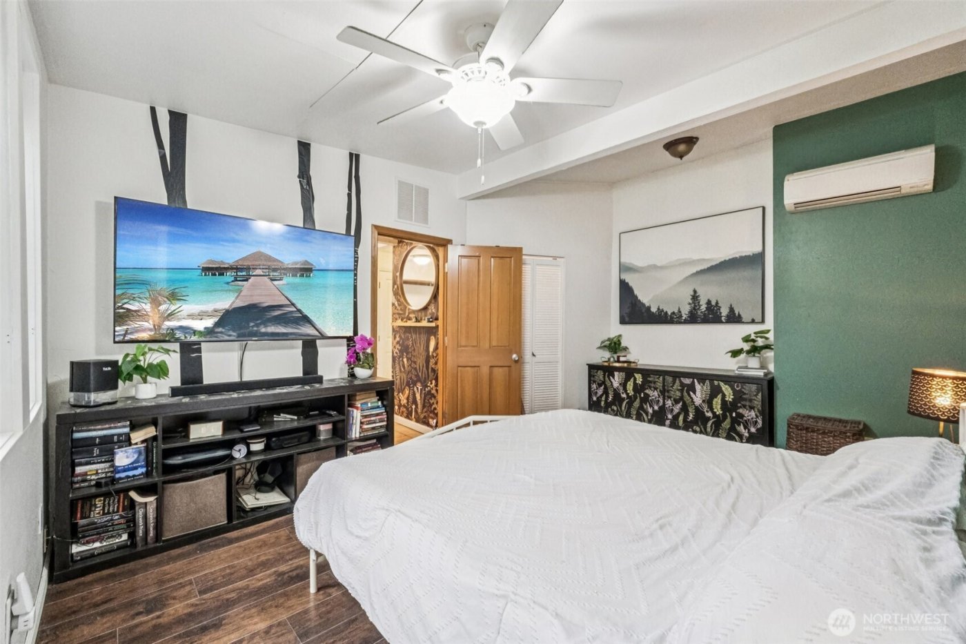 23716 Locust Way , Bothell, WA 98021