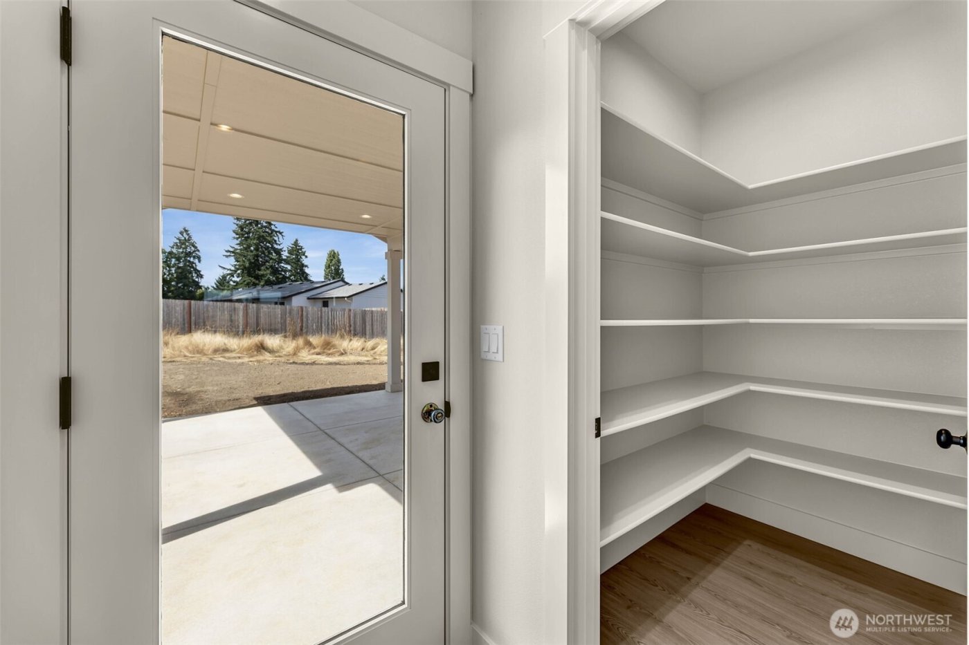 301 Cap Avenue , Winlock, WA 98596