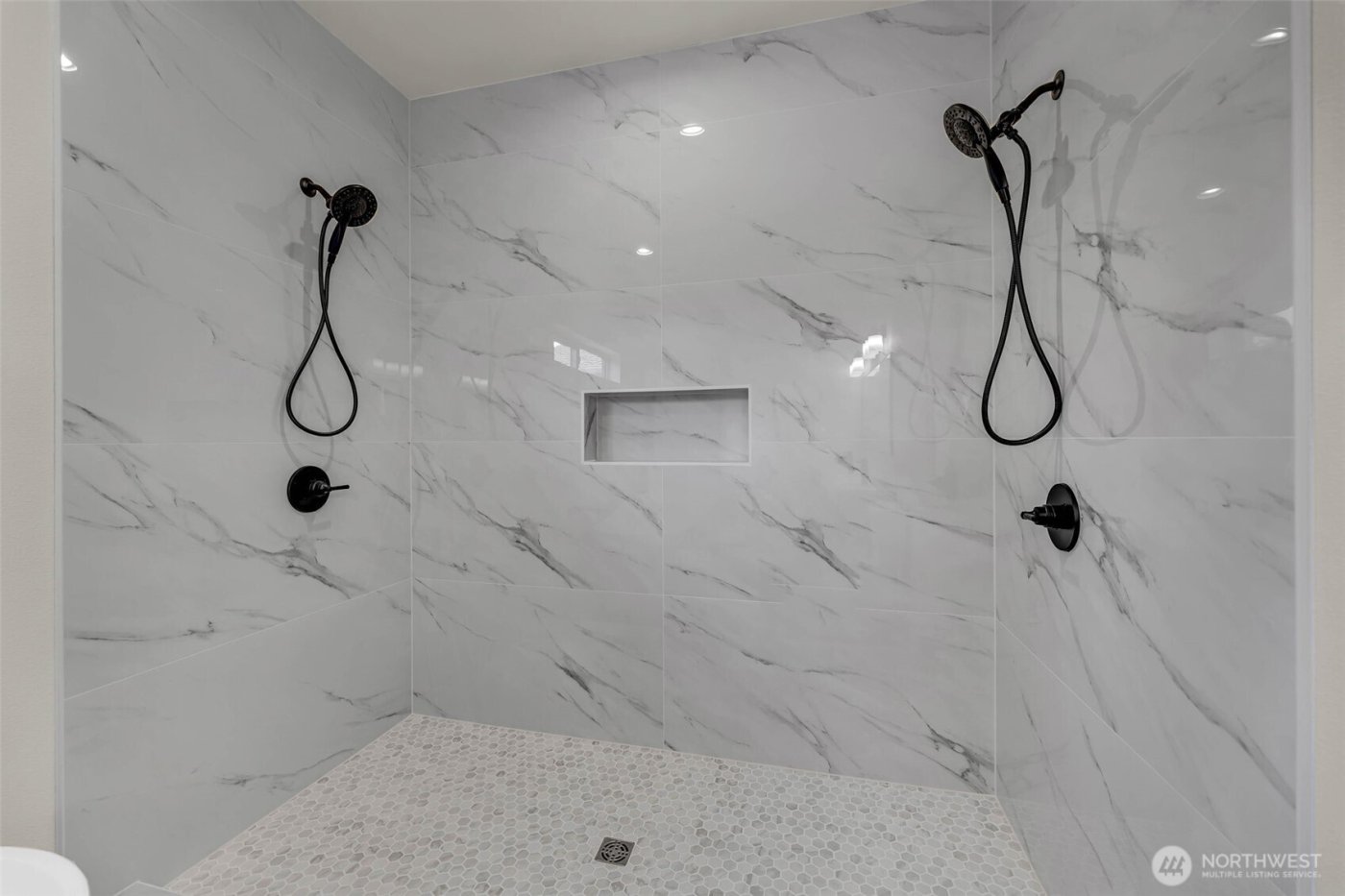 301 Cap Avenue , Winlock, WA 98596